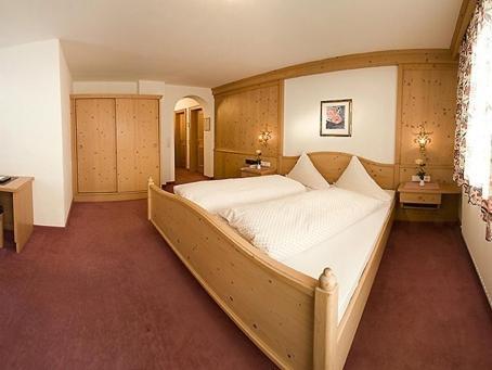Hotel Persura Ишгль Номер фото